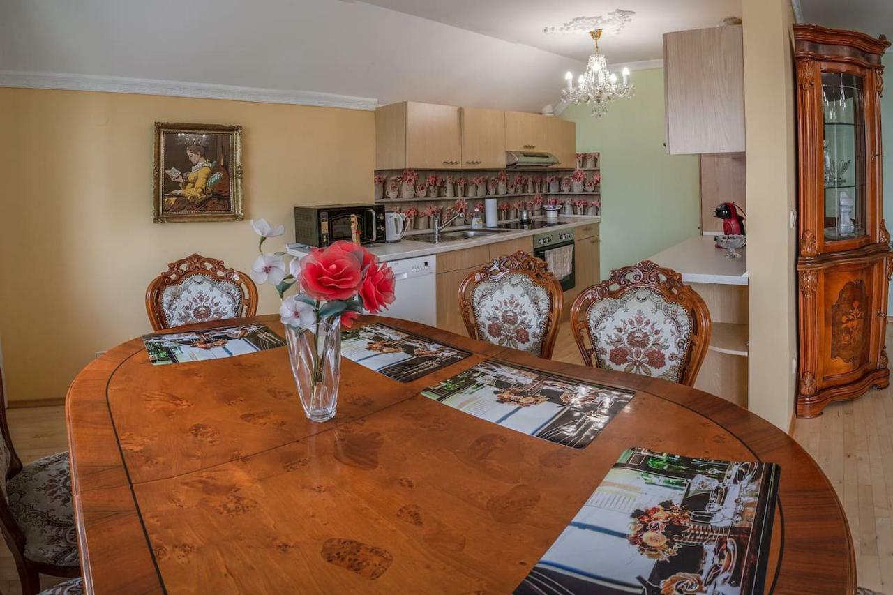Komenda Apartma Ajda מראה חיצוני תמונה